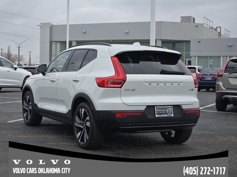 Certified 2023 Volvo XC40 B5 Ultimate w/ Protection Package Premier image 4