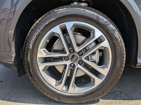 New 2025 Audi Q5 Premium image 13