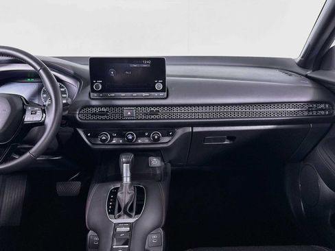 Used 2025 Honda HR-V Sport image 12