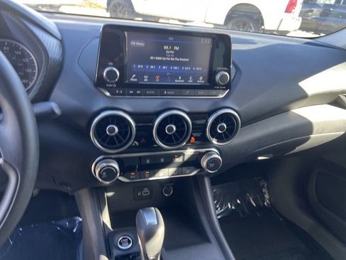 Used 2022 Nissan Sentra S image 19