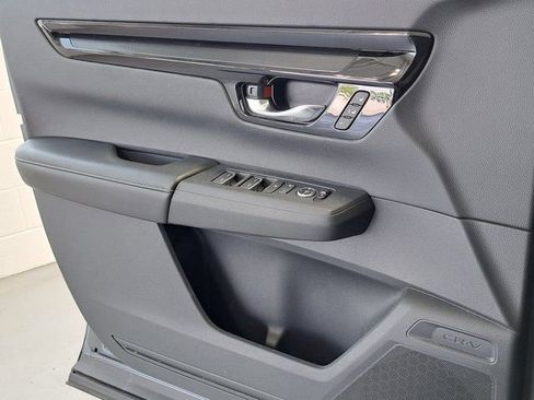 Used 2025 Honda CR-V EX-L image 23