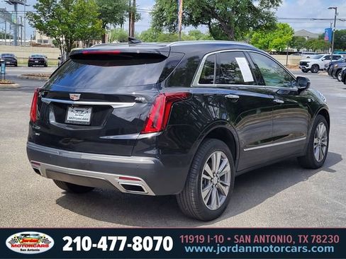 Used 2022 Cadillac XT5 Premium Luxury w/ Platinum Package AWD/4WD image 5