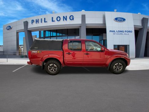 Used 2018 Nissan Frontier PRO-4X AWD/4WD image 7