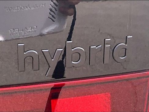 Used 2025 Hyundai Santa Fe Calligraphy image 8