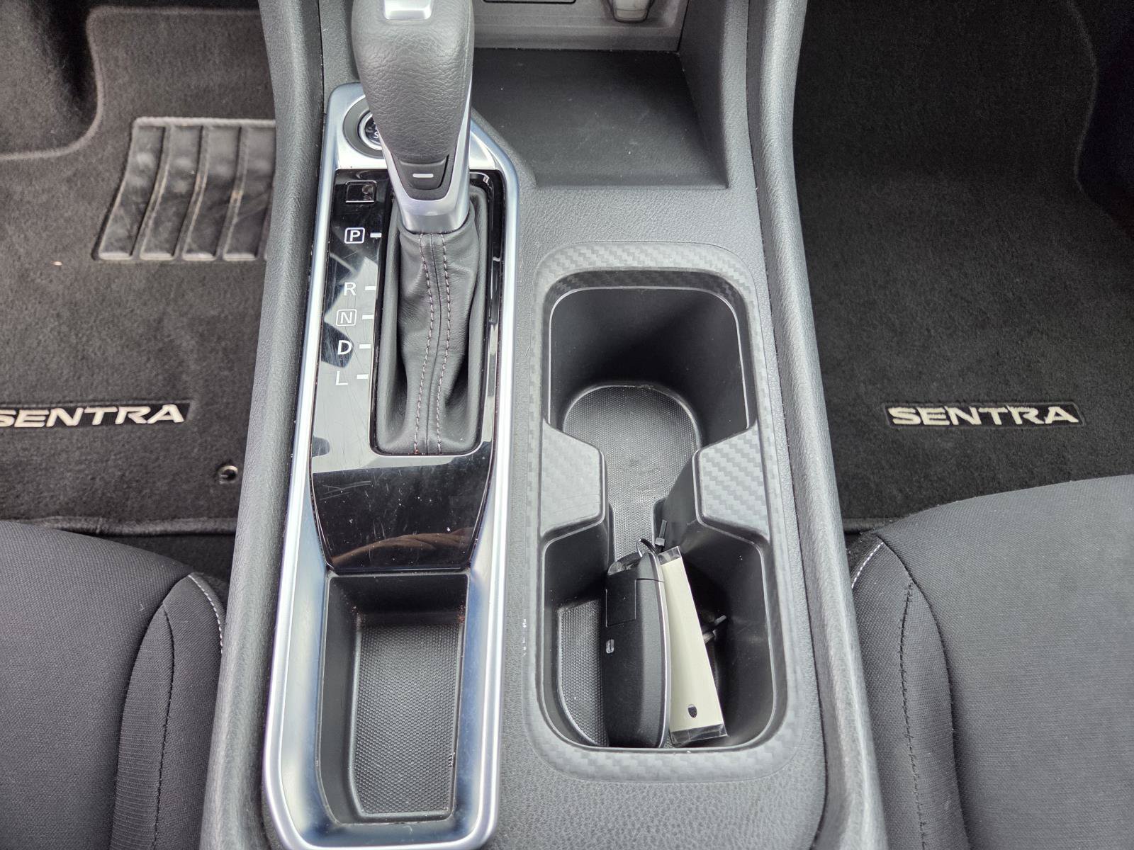 Used 2025 Nissan Sentra SV FWD image 26