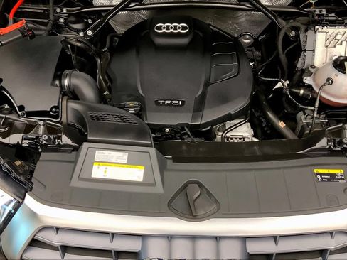 Used 2018 Audi Q5 2.0T Premium Plus w/ Premium Plus Package AWD/4WD image 30