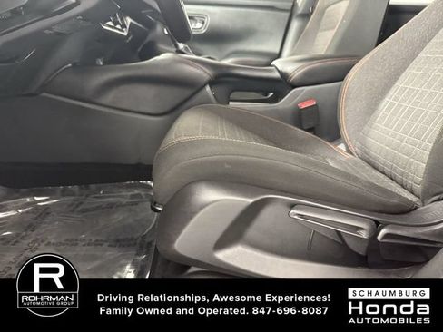 Certified 2025 Honda HR-V Sport image 21