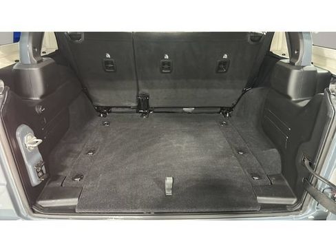Used 2025 Jeep Wrangler Unlimited Rubicon AWD/4WD image 24