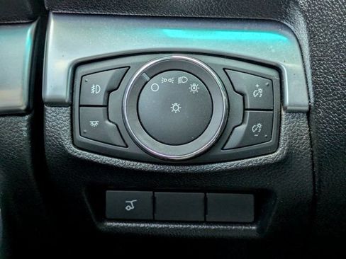 Used 2017 Ford Explorer Limited FWD image 26