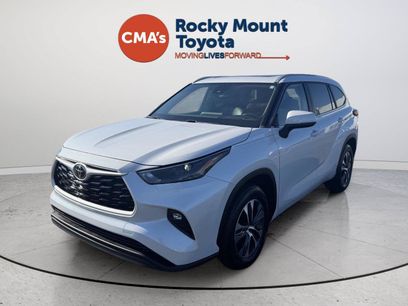 New 2023 Toyota Highlander XLE