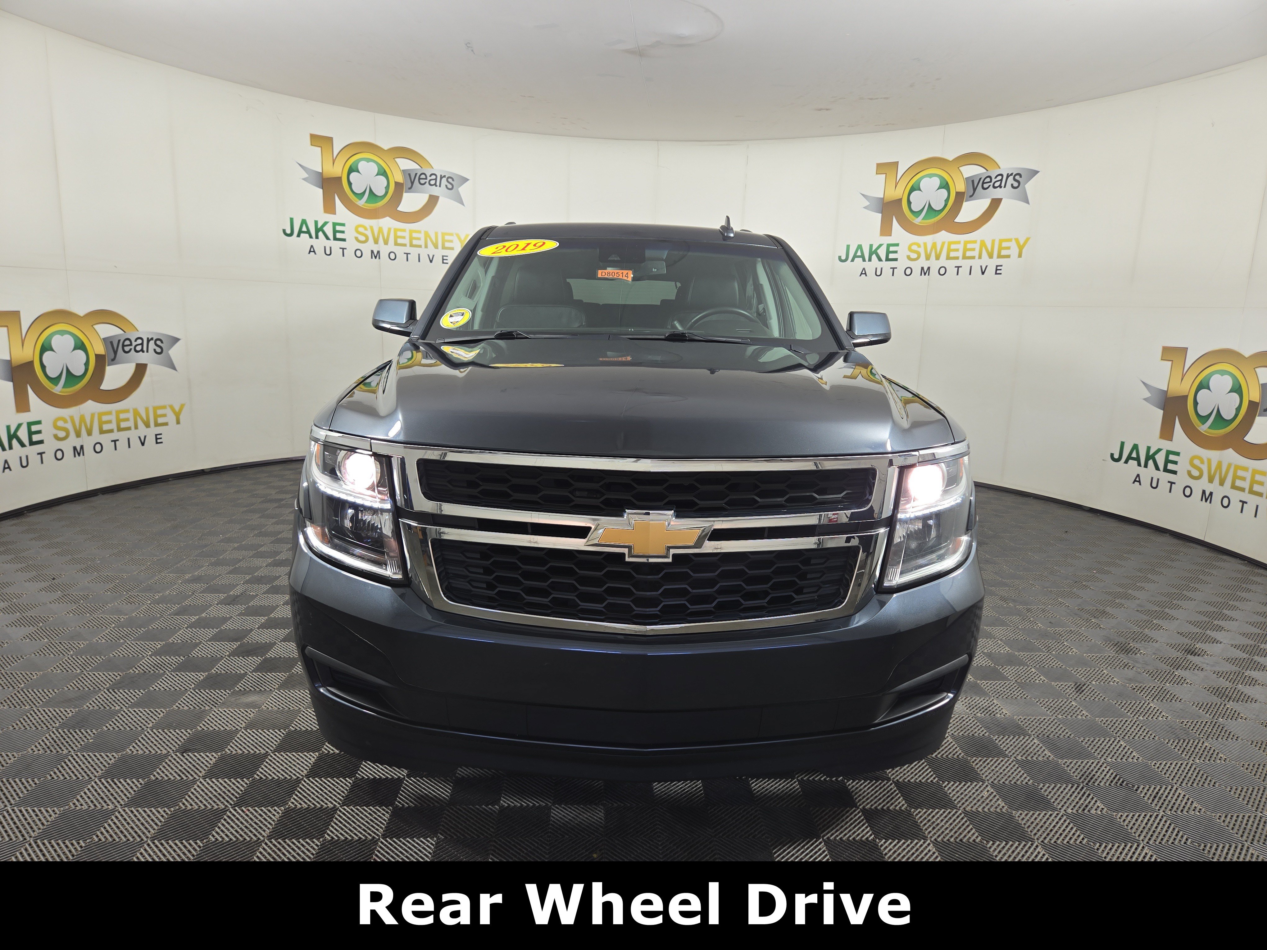 Certified 2019 Chevrolet Suburban LT RWD image 2