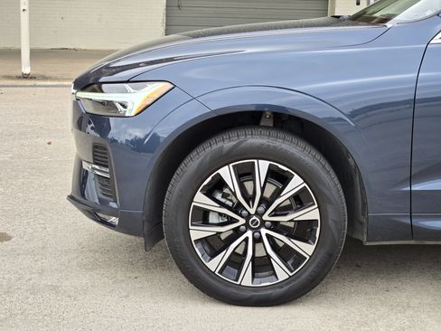 Used 2023 Volvo XC60 B5 Core w/ Climate Package image 15