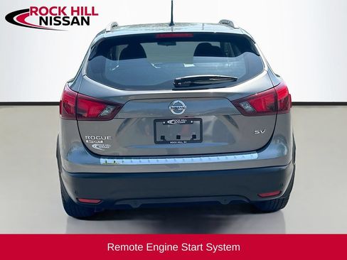 Used 2019 Nissan Rogue Sport SV w/ Technology Package FWD image 6