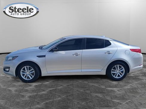 Used 2013 Kia Optima LX image 2