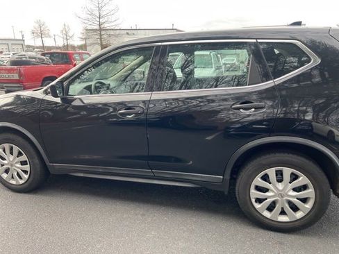 Used 2020 Nissan Rogue S image 8