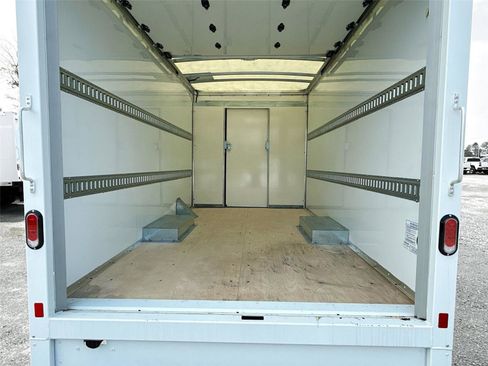 New 2024 Chevrolet Express 3500 w/ Power Convenience Package RWD image 17