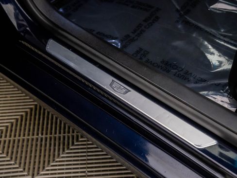 Certified 2021 Cadillac CT4 Luxury w/ Sun And Sound Package image 17