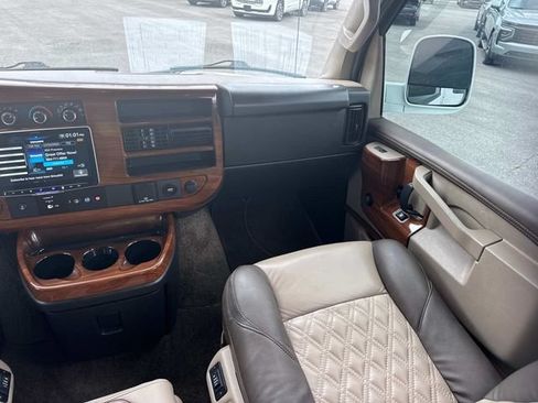 Used 2023 Chevrolet Express 2500 RWD image 24
