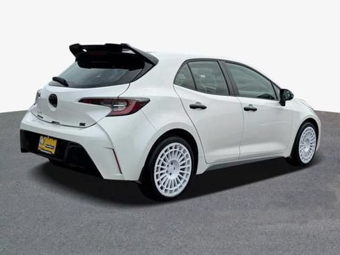 Used 2022 Toyota Corolla SE FWD image 4