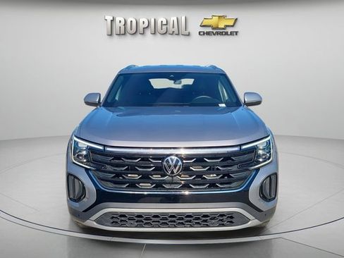 Used 2024 Volkswagen Atlas Cross Sport SE image 8