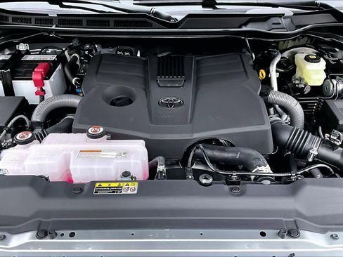 New 2026 Toyota Tundra Limited AWD/4WD image 17