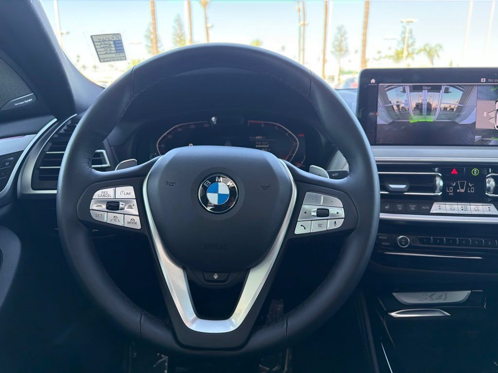 Used 2025 BMW X4 xDrive30i w/ Premium Package AWD/4WD image 19