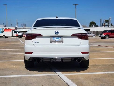 Used 2020 Volkswagen Jetta R-Line w/ R-Line Cold Weather Package image 6