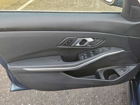 Used 2025 BMW 330i xDrive Sedan w/ M Sport Package image 12