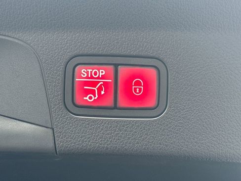 Used 2024 Mercedes-Benz GLE 53 AMG 4MATIC Coupe image 33