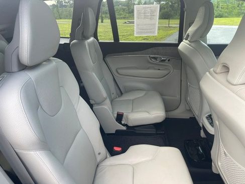 Used 2023 Volvo XC90 B6 Plus w/ Protection Package AWD/4WD image 9