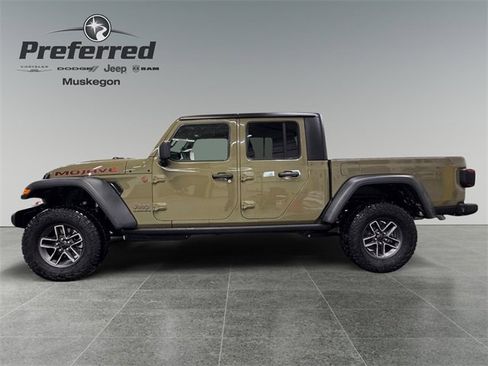 New 2026 Jeep Gladiator Mojave image 9