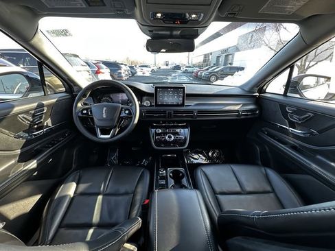 Certified 2022 Lincoln Corsair AWD w/ Equipment Group 101A image 16