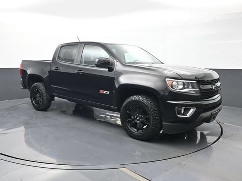 Used 2020 Chevrolet Colorado Z71 w/ Z71 Midnight Edition AWD/4WD image 23