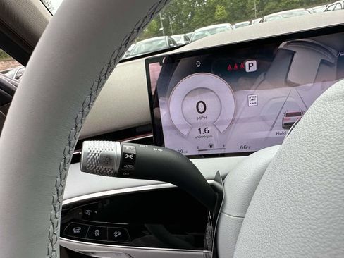 New 2026 Genesis GV70 2.5T Advanced AWD/4WD image 26