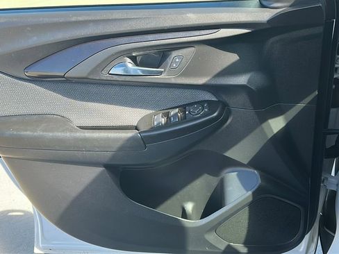 Used 2023 Chevrolet TrailBlazer LT image 19