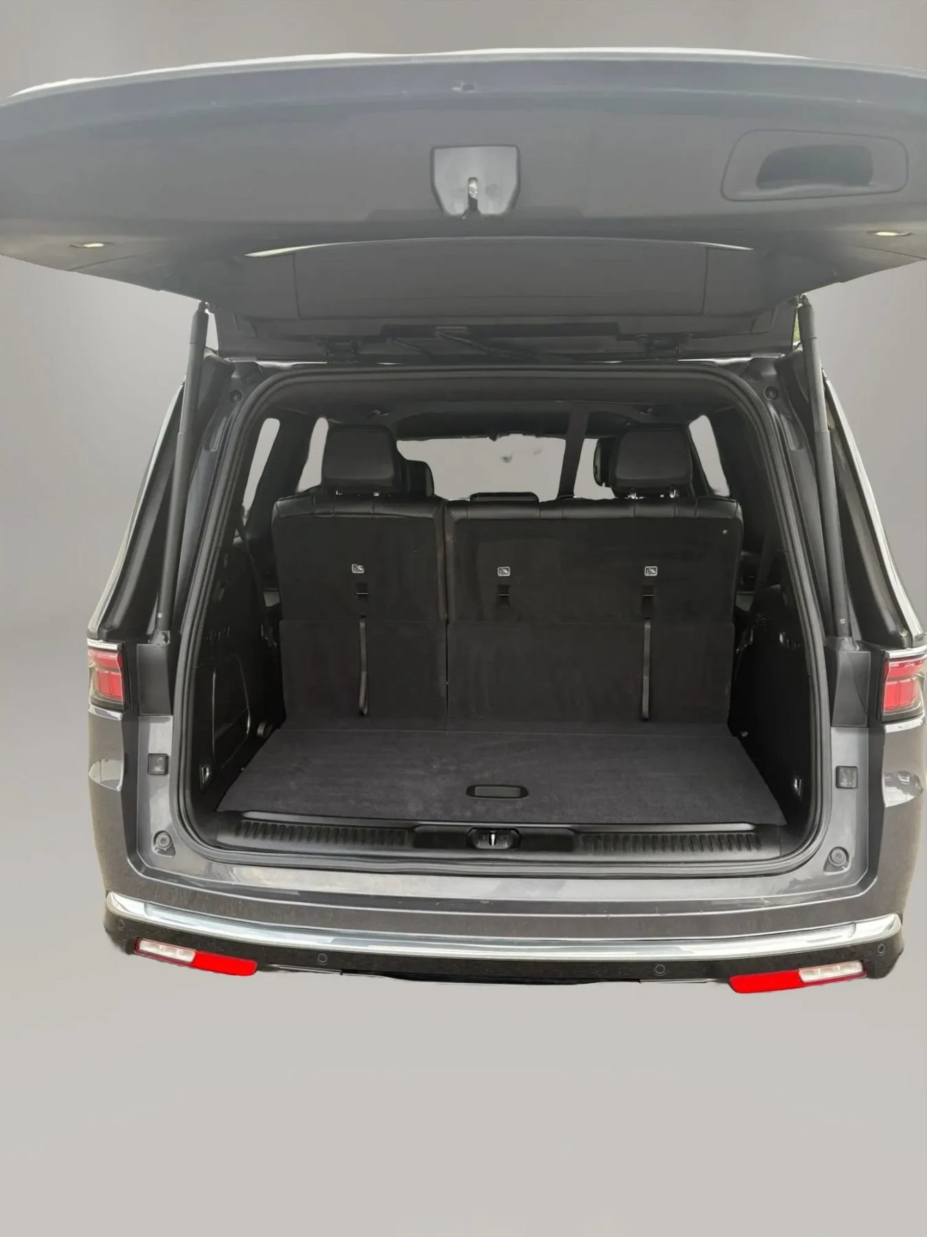 Used 2024 Jeep Wagoneer Series II AWD/4WD image 44