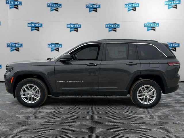New 2026 Jeep Grand Cherokee Laredo X AWD/4WD image 2