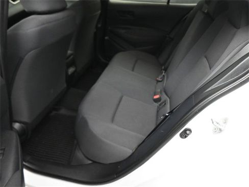 Used 2023 Toyota Corolla LE image 16