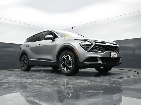 Used 2024 Kia Sportage LX image 42