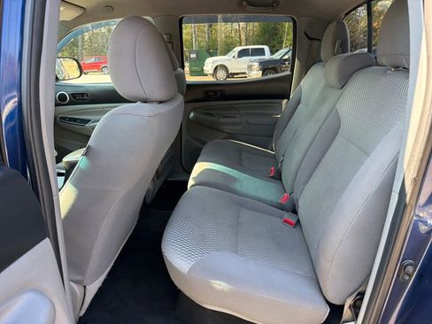 Used 2015 Toyota Tacoma 4x4 Double Cab w/ SR5 Package image 23