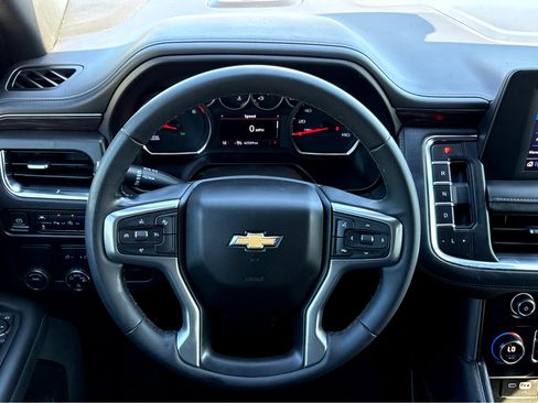 Used 2024 Chevrolet Tahoe LS RWD image 11