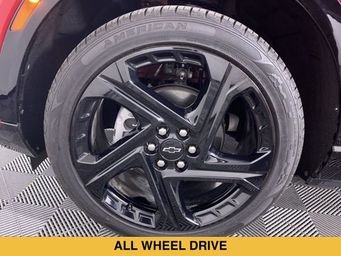 Certified 2024 Chevrolet Equinox EV RS AWD/4WD image 13
