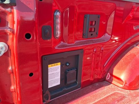 New 2025 Ford F150 Platinum w/ FX4 Off-Road Package image 27