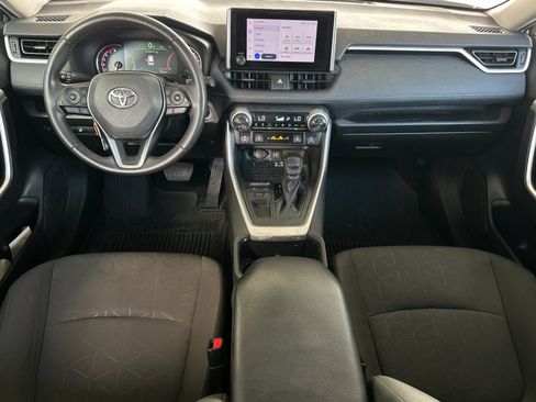 Used 2023 Toyota RAV4 XLE w/ Convenience Package image 12