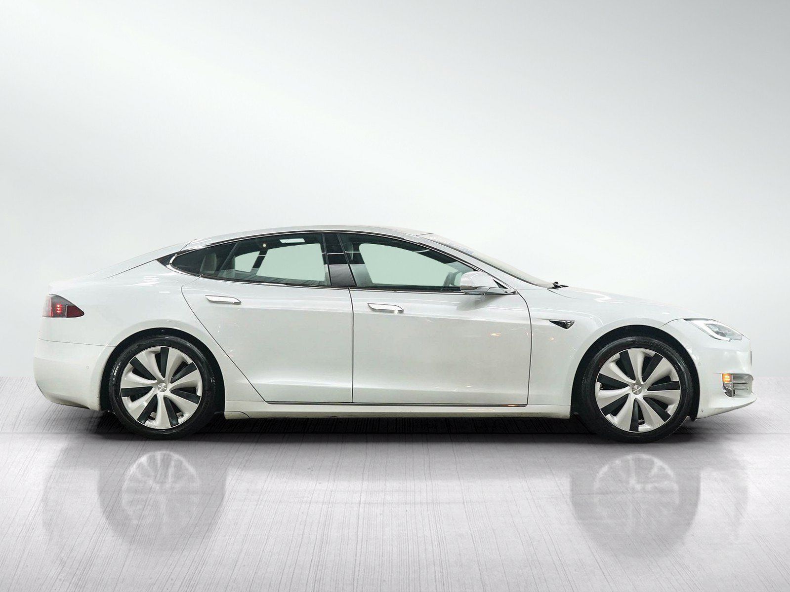Used 2020 Tesla Model S Long Range Plus AWD/4WD image 6