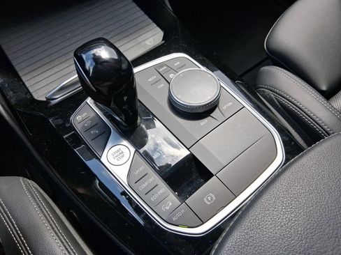 Used 2022 BMW X4 M40i AWD/4WD image 25