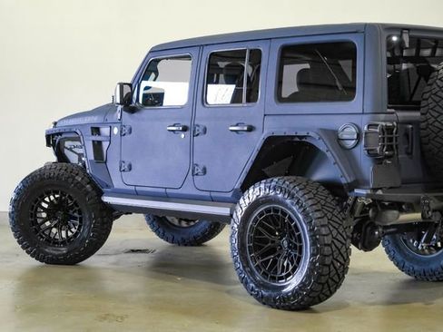 Used 2024 Jeep Wrangler Unlimited Rubicon w/ Technology Group image 59