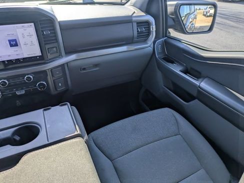 Used 2025 Ford F150 XLT w/ Equipment Group 301A Standard image 17