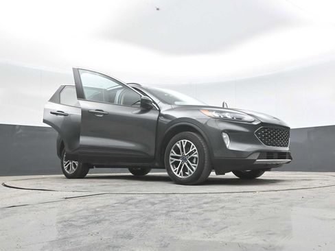 Used 2020 Ford Escape SEL AWD/4WD image 40