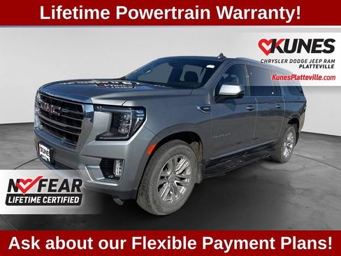 Used 2023 GMC Yukon XL SLT w/ SLT Premium Package AWD/4WD image 5